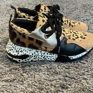 Steve Madden Cliff Sneaker